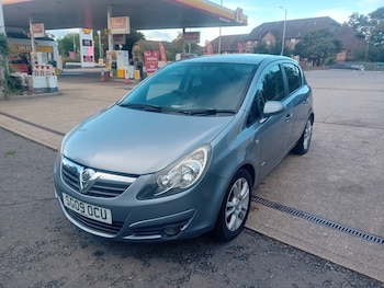Used Vauxhall Corsa 2009 for sale - 75938938: Photo