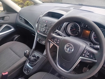 Used Vauxhall Zafira 2015 for sale - 76444685: Photo