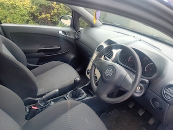 Used Vauxhall Corsa 2009 for sale - 76170951: Photo