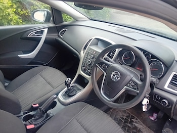 Used Vauxhall Astra 2012 for sale - 75581948: Photo
