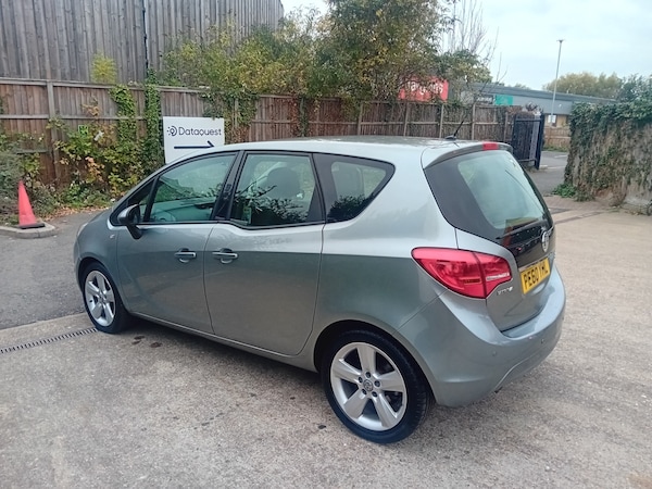 Used Vauxhall Meriva 2010 for sale - 76234673: Photo 8
