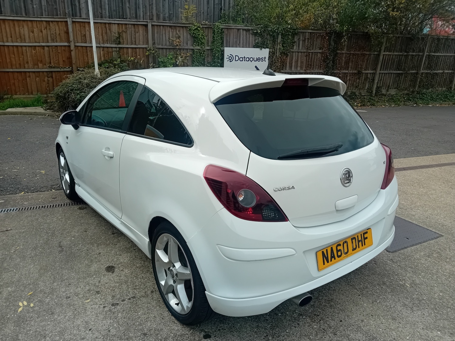 Used Vauxhall Corsa 2010 for sale - 76310000: Photo 10