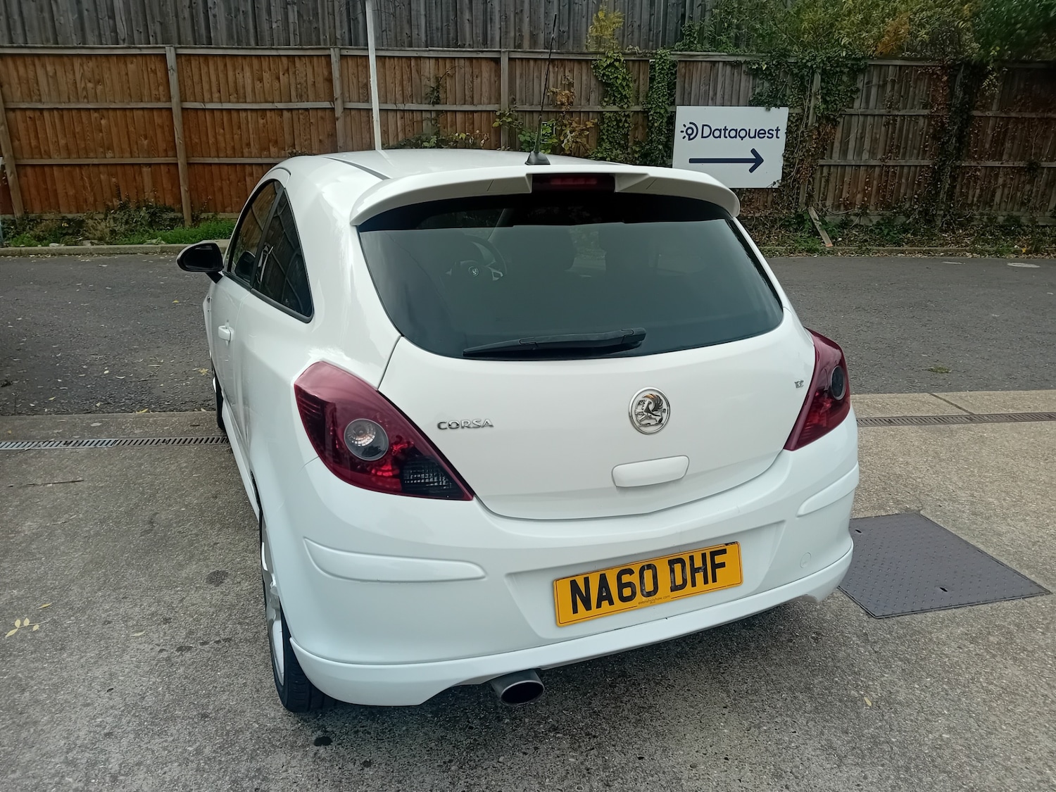 Used Vauxhall Corsa 2010 for sale - 76310000: Photo 11