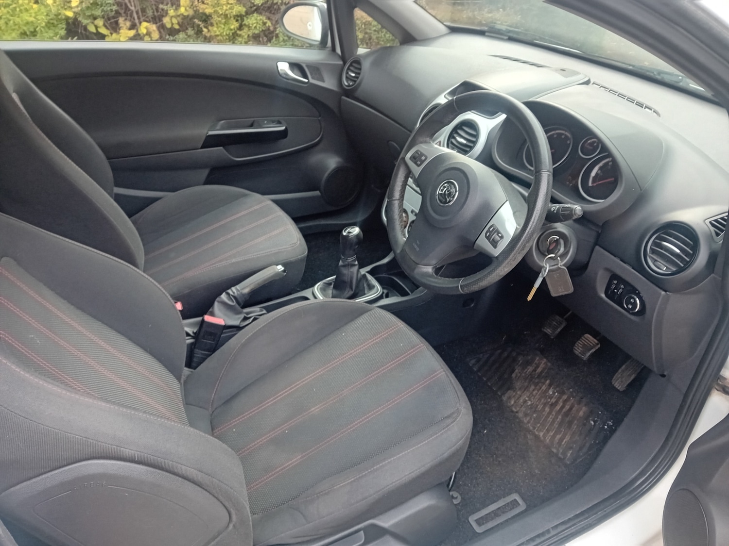 Used Vauxhall Corsa 2010 for sale - 76310000: Photo 21