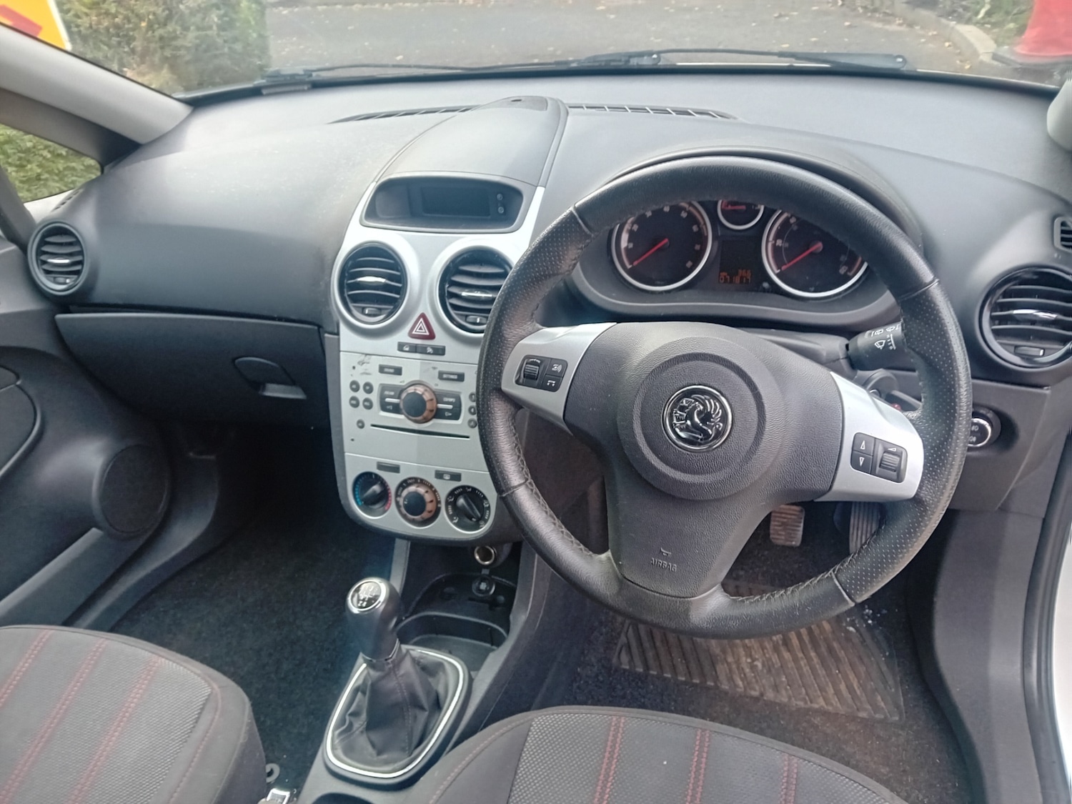 Used Vauxhall Corsa 2010 for sale - 76310000: Photo 23