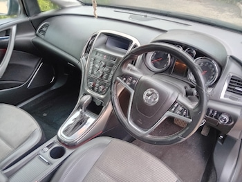 Used Vauxhall Astra 2012 for sale - 75761989: Photo