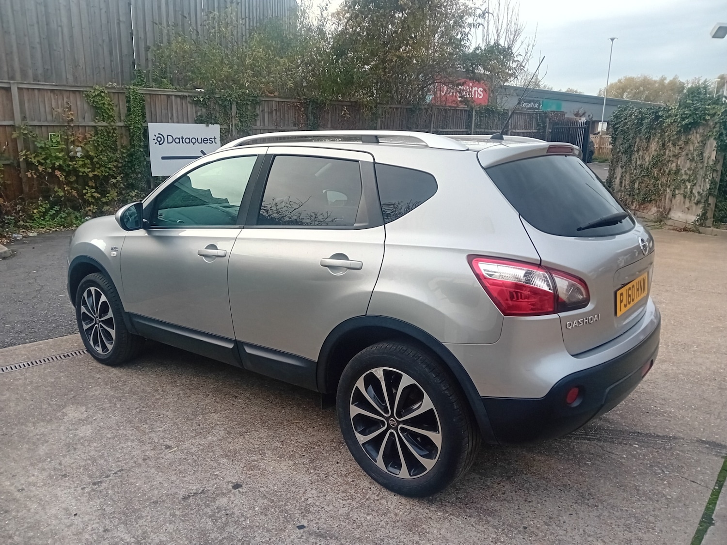 Used Nissan Qashqai 2011 for sale - 76415325: Photo 12