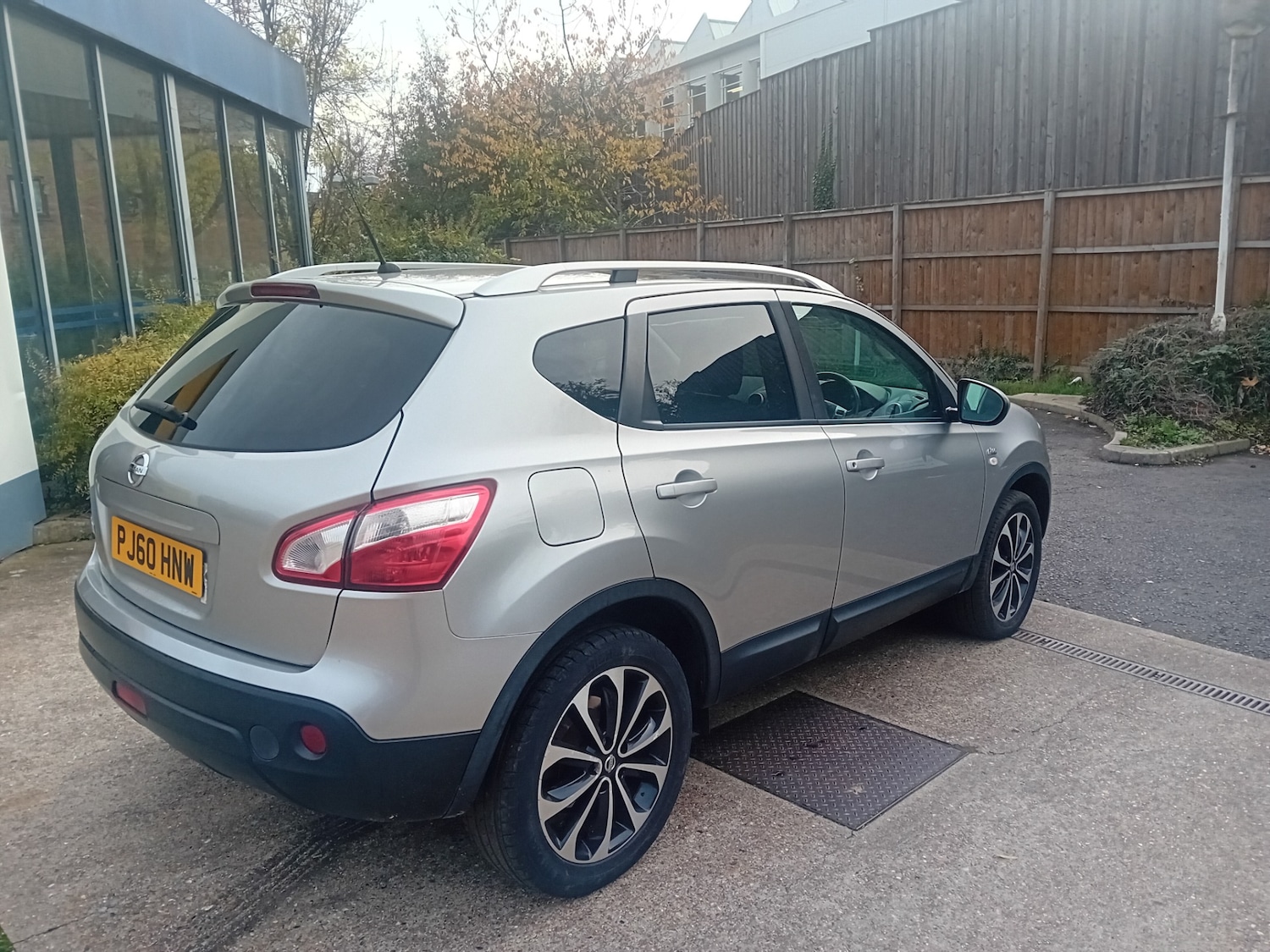 Used Nissan Qashqai 2011 for sale - 76415325: Photo 16