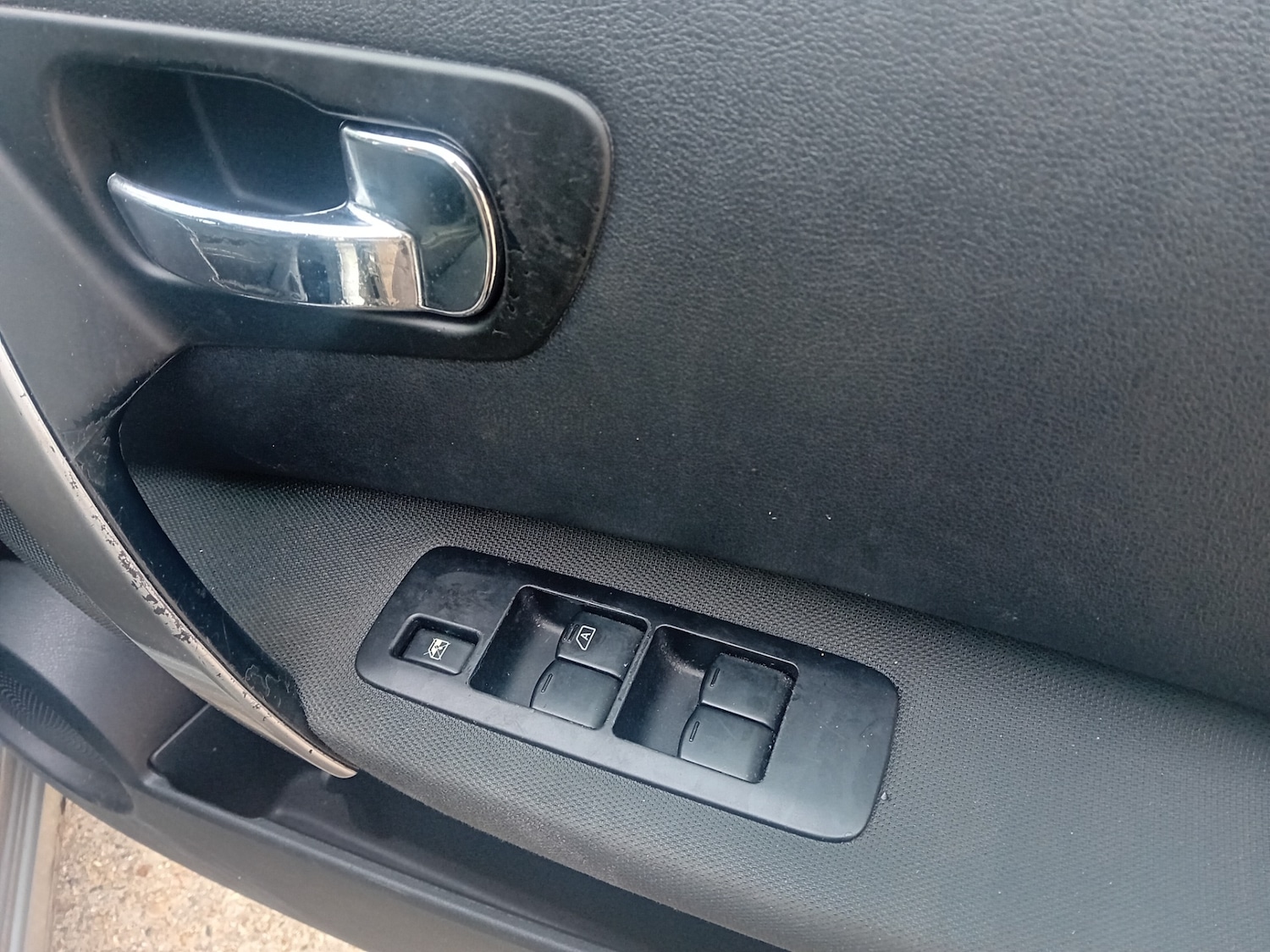 Used Nissan Qashqai 2011 for sale - 76415325: Photo 19