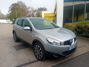 Nissan - Qashqai