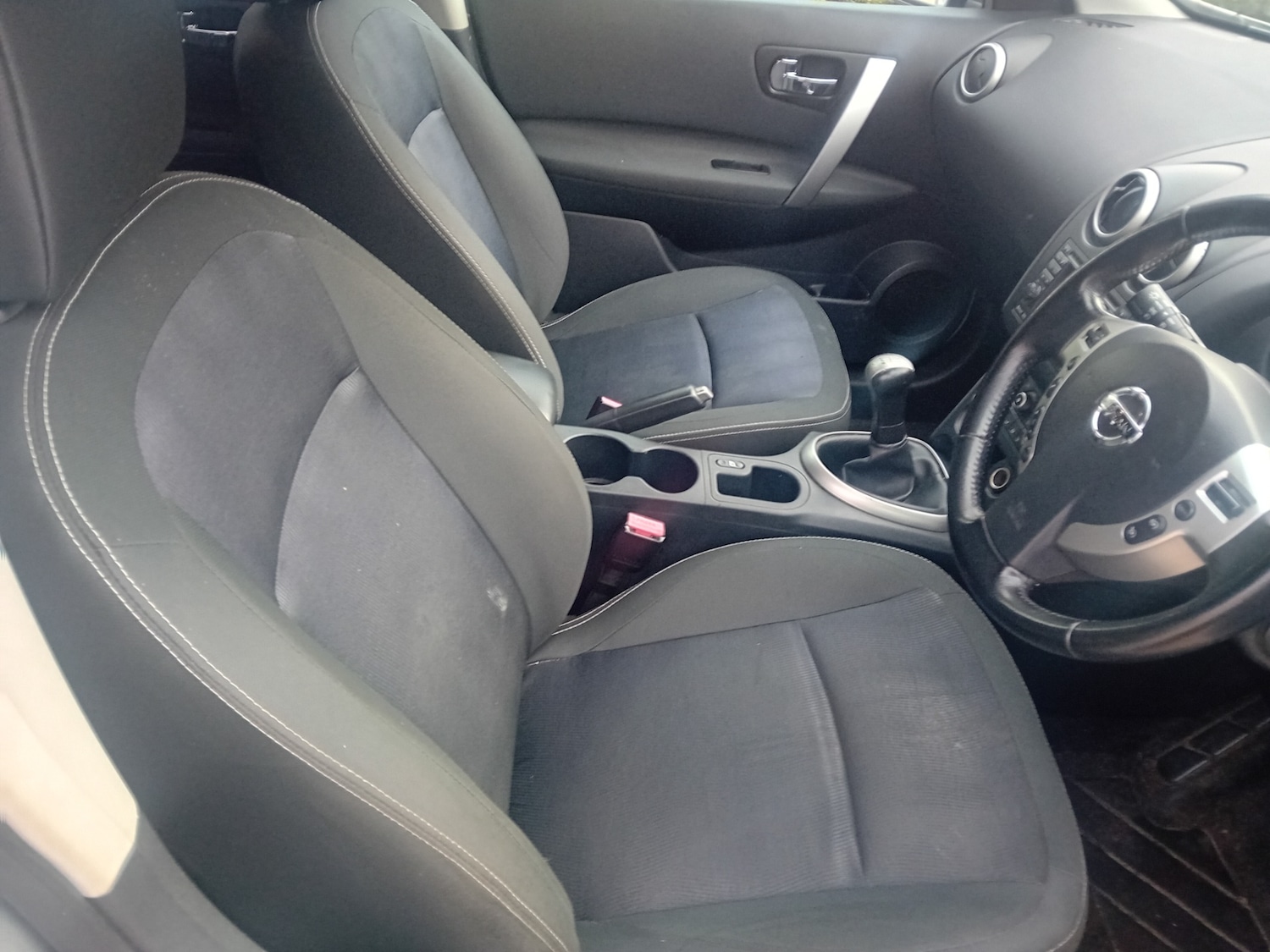 Used Nissan Qashqai 2011 for sale - 76415325: Photo 23