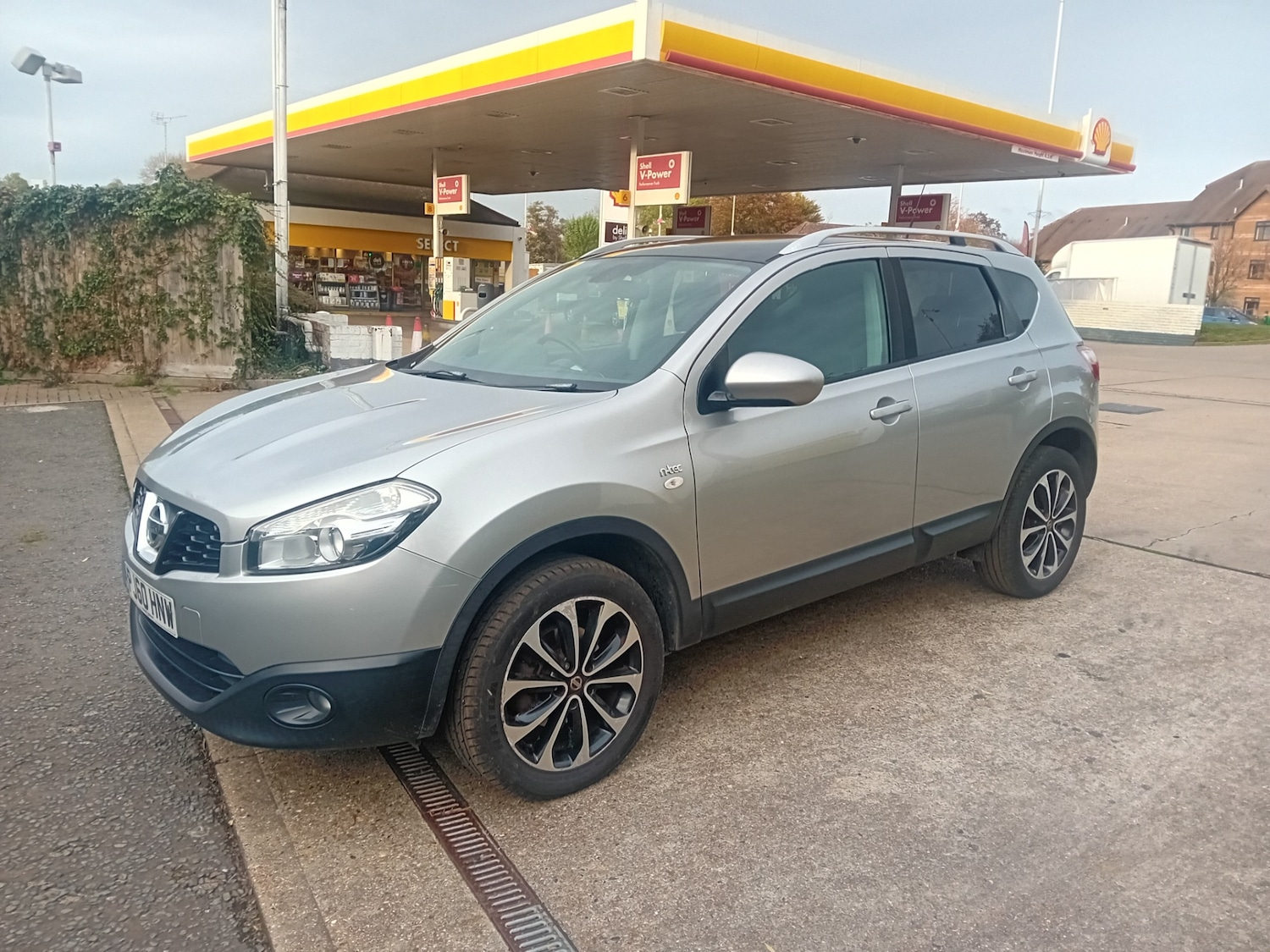Used Nissan Qashqai 2011 for sale - 76415325: Photo 9