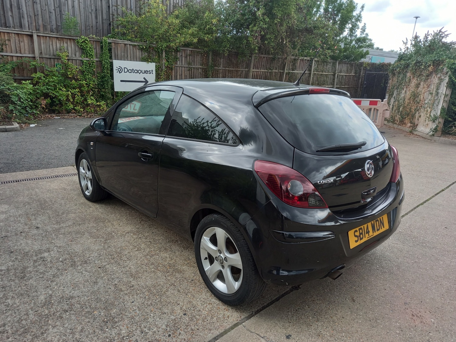Vauxhall Corsa 2014 (14) - 1.2 SXi 3dr - Image 11