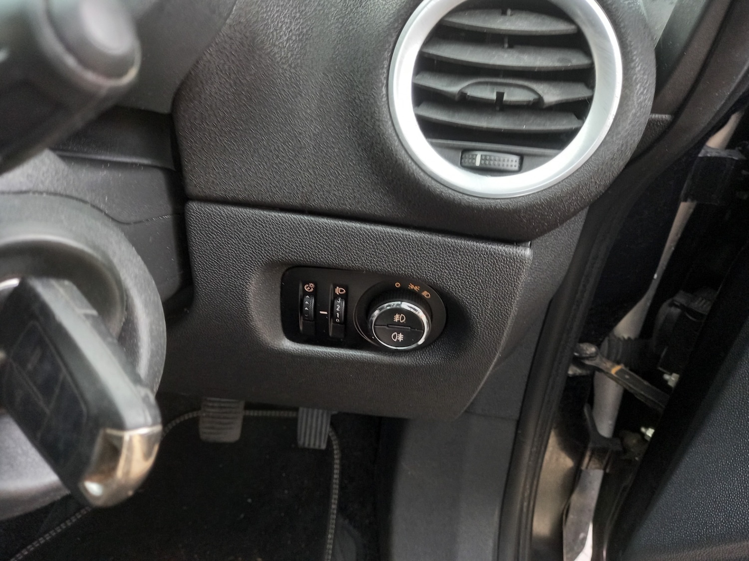 Vauxhall Corsa 2014 (14) - 1.2 SXi 3dr - Image 23