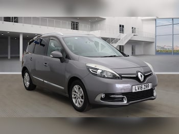 2016 (16) - 1.5 dCi Dynamique Nav 5dr