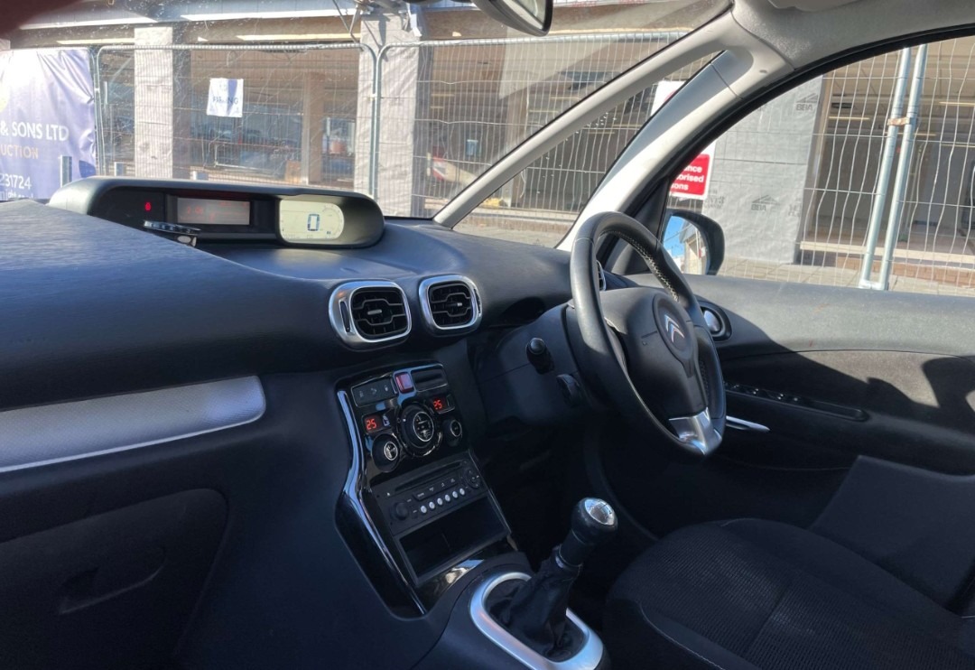 Used Citroen C3 Picasso 2015 for sale - 77399491: Photo 8