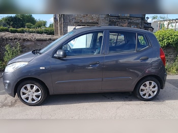 Used Hyundai i10 2011 for sale - 78598492: Photo