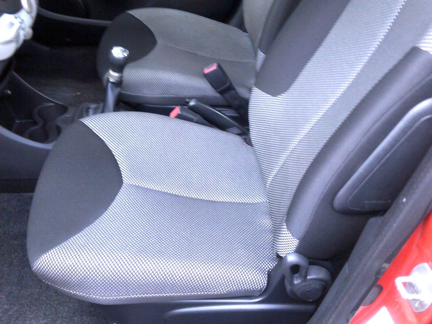 Used Toyota AYGO 2014 for sale - 76824931: Photo 13