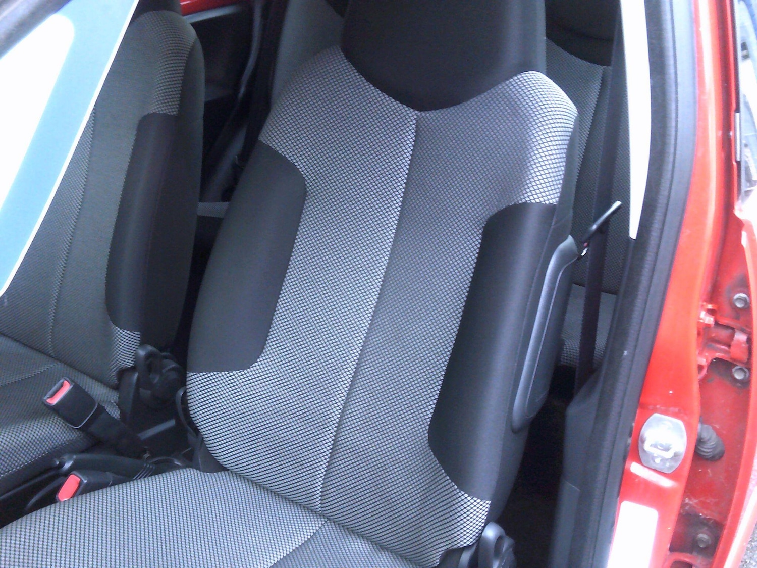 Used Toyota AYGO 2014 for sale - 76824931: Photo 14