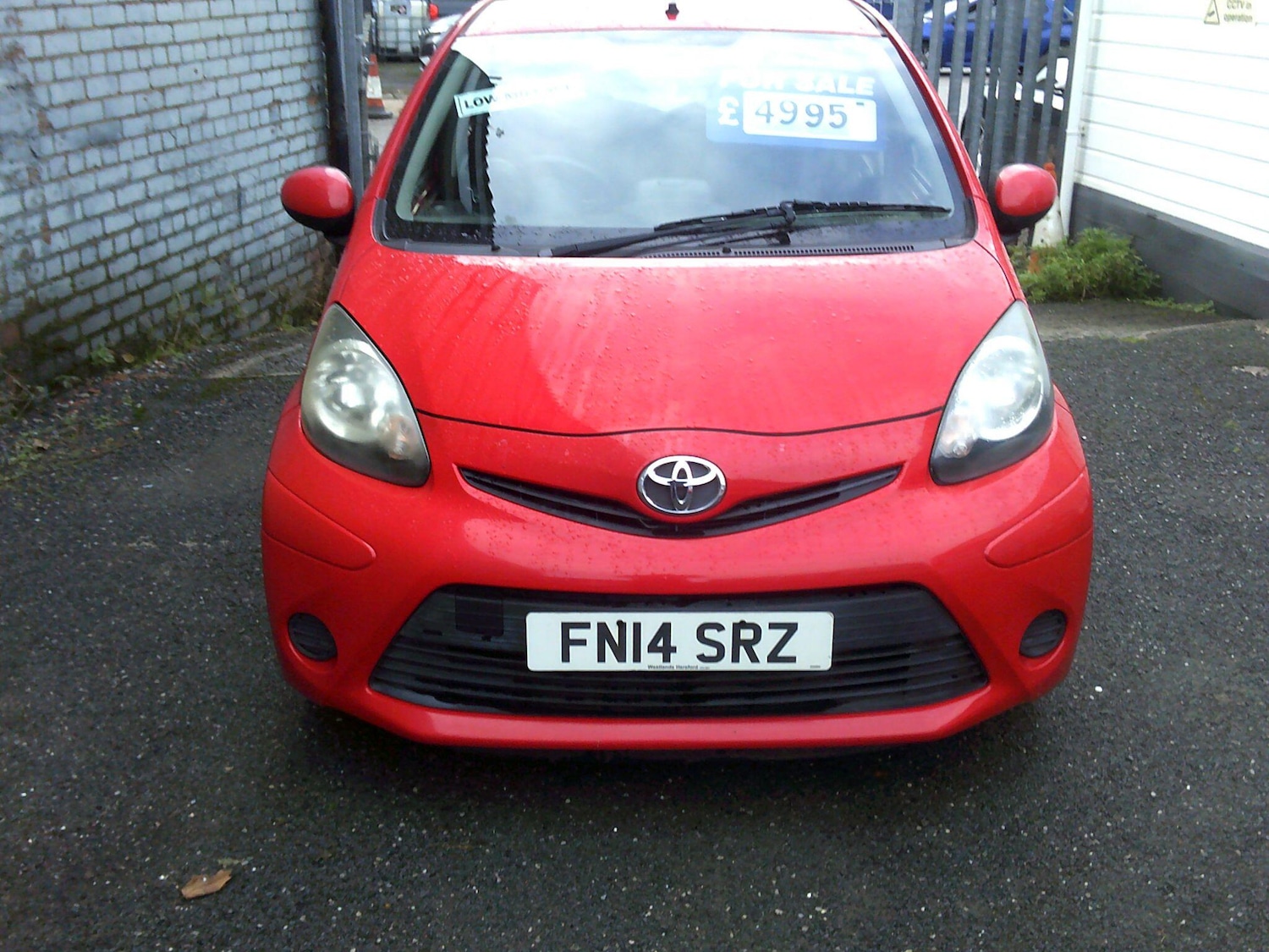 Used Toyota AYGO 2014 for sale - 76824931: Photo 2