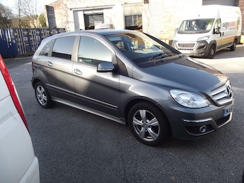 Used Mercedes-Benz B Class 2010 for sale - 76572349: Photo