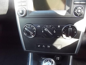 Used Mercedes-Benz B Class 2010 for sale - 76572349: Photo