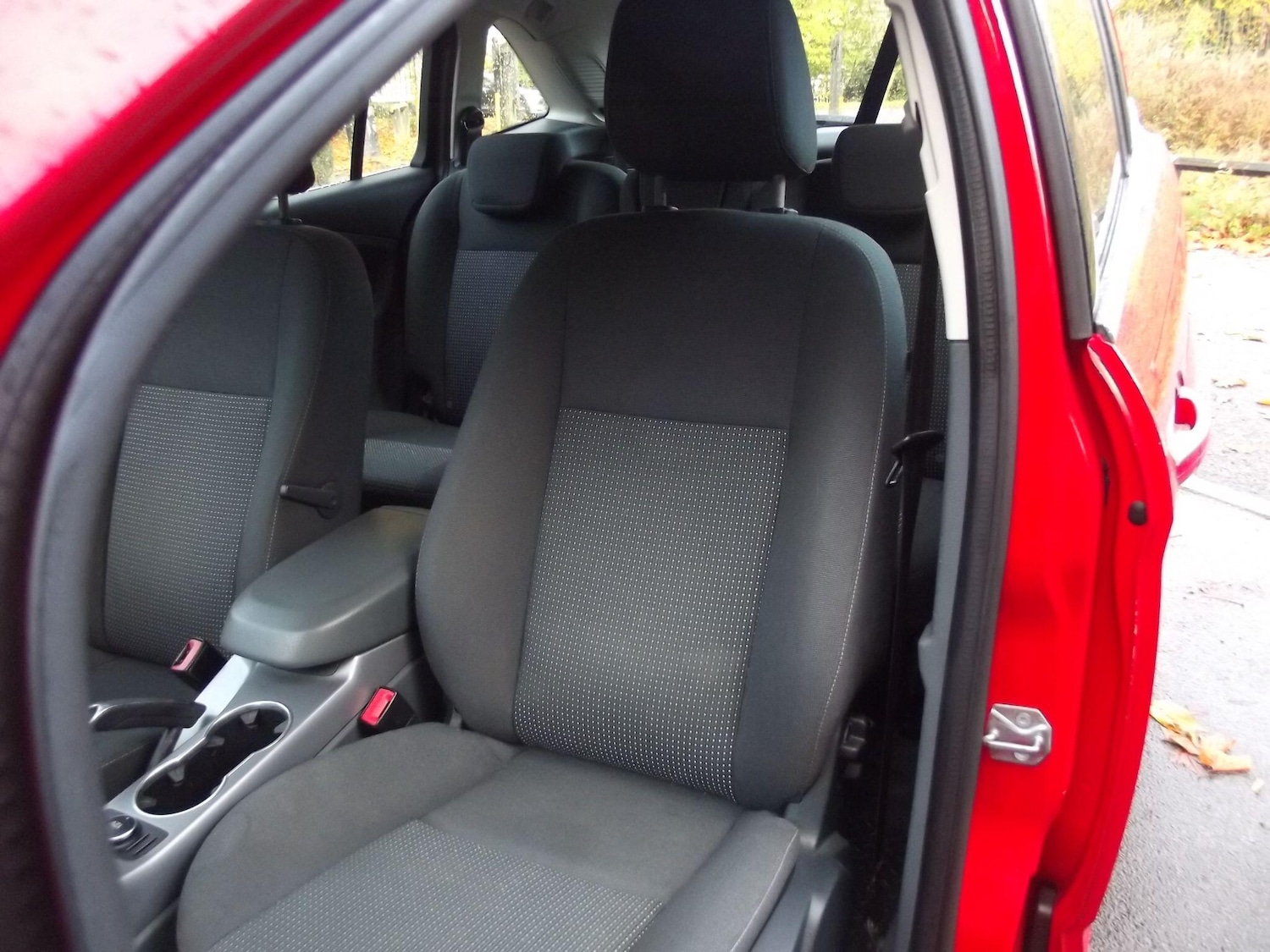 Used Ford Grand C-Max 2014 for sale - 76359868: Photo 10