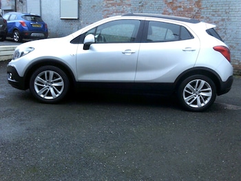 2016 (16) - 1.4T Tech Line 5dr