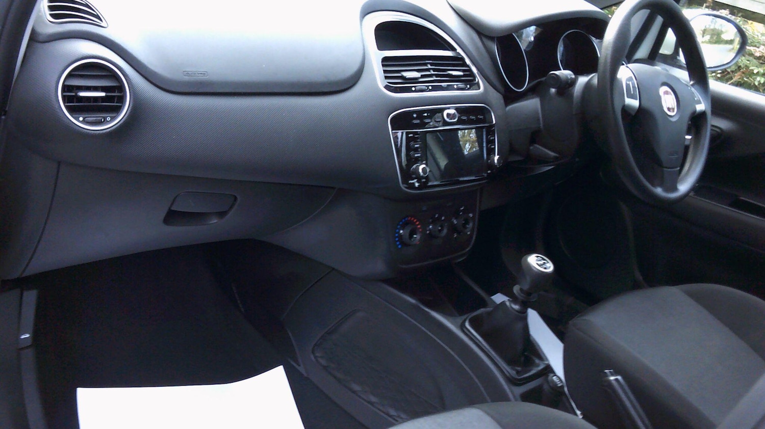 Used Fiat Punto 2014 for sale - 76585585: Photo 15