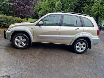 Used Toyota RAV4 2004 for sale - 79669570: Photo