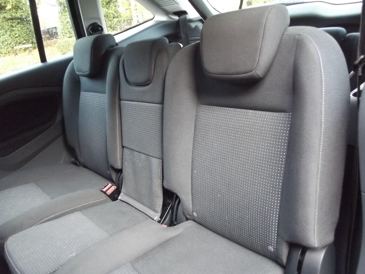 Used Ford Grand C-Max 2014 for sale - 76995207: Photo 13