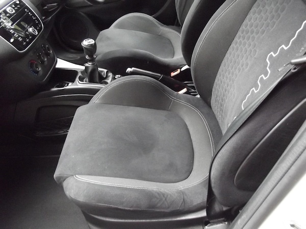 Used Fiat Punto 2016 for sale - 76108716: Photo 17