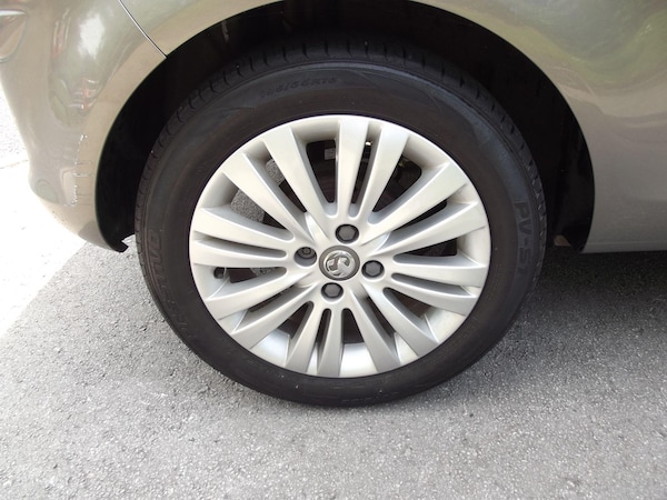 Used Vauxhall Corsa 2011 for sale - 76188662: Photo 11