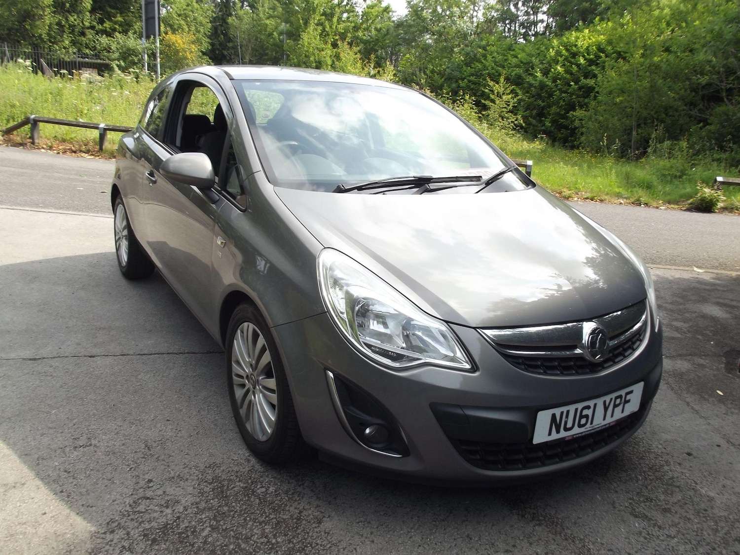 Used Vauxhall Corsa 2011 for sale - 76188662: Photo 5