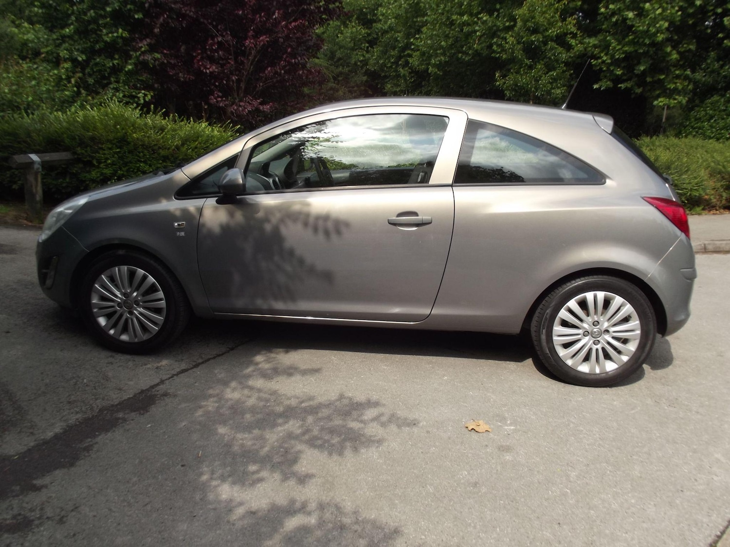 Used Vauxhall Corsa 2011 for sale - 76188662: Photo 6