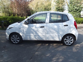 Used Hyundai i10 2013 for sale - 77956939: Photo