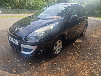 Used Renault Scenic 2011 for sale - 79483977: Photo