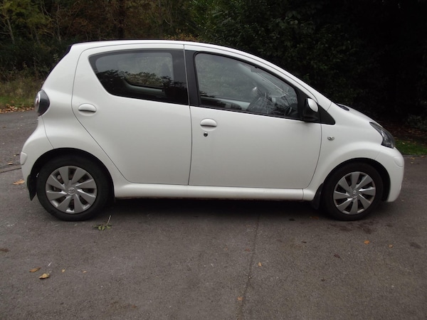 Used Toyota AYGO 2012 for sale - 76314407: Photo 4