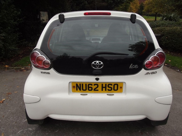Used Toyota AYGO 2012 for sale - 76314407: Photo 6