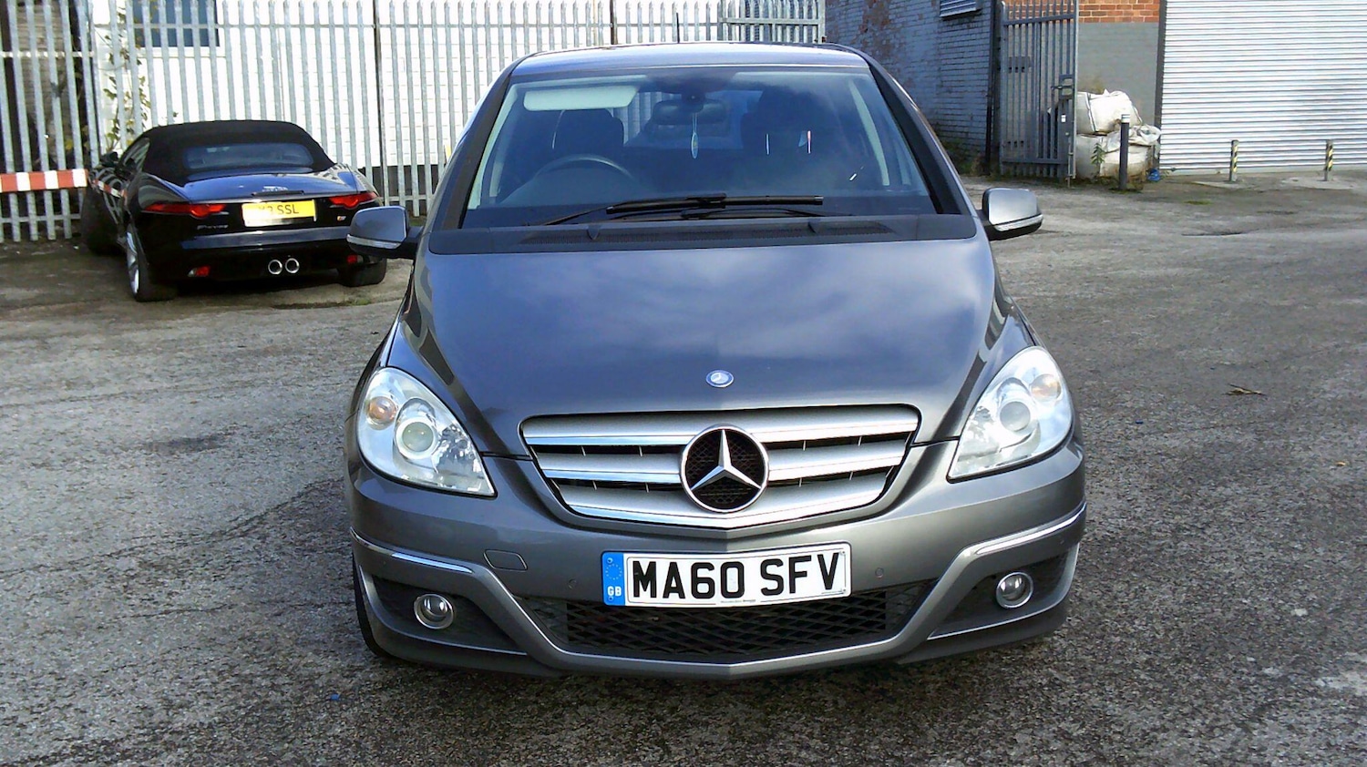 Used Mercedes-Benz B Class 2010 for sale - 76865251: Photo 2