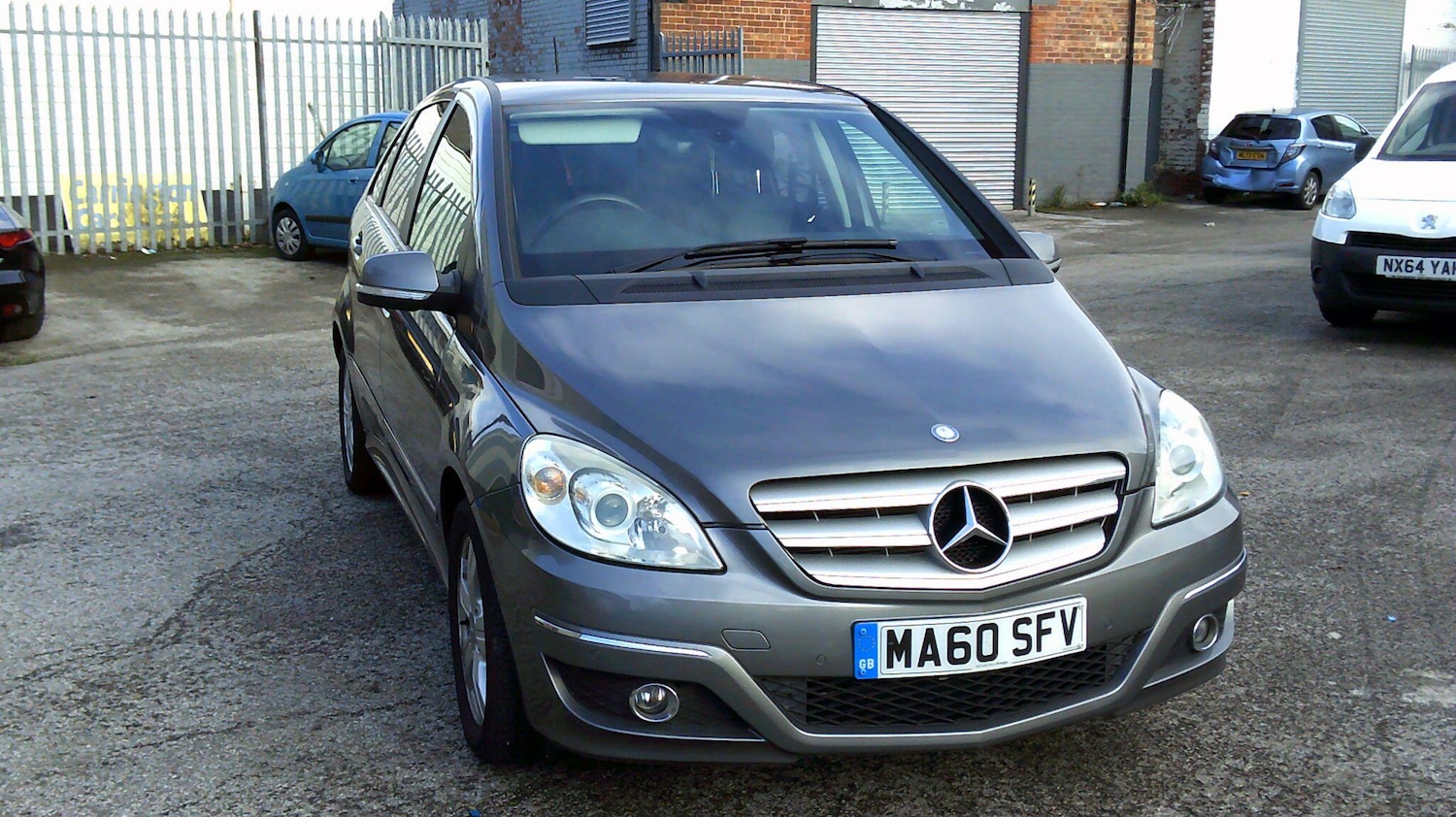 Used Mercedes-Benz B Class 2010 for sale - 76865251: Photo 4