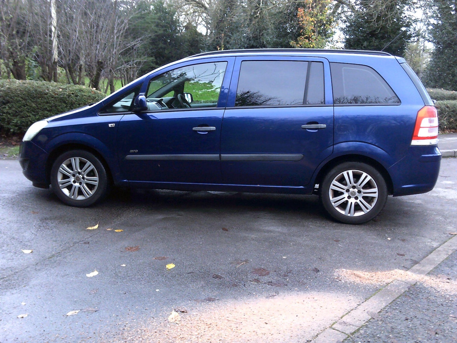 Used Vauxhall Zafira 2010 for sale - 76633357: Photo 4