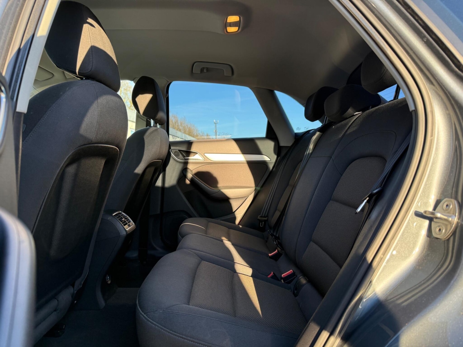 Used Audi Q3 2013 for sale - 77977632: Photo 16