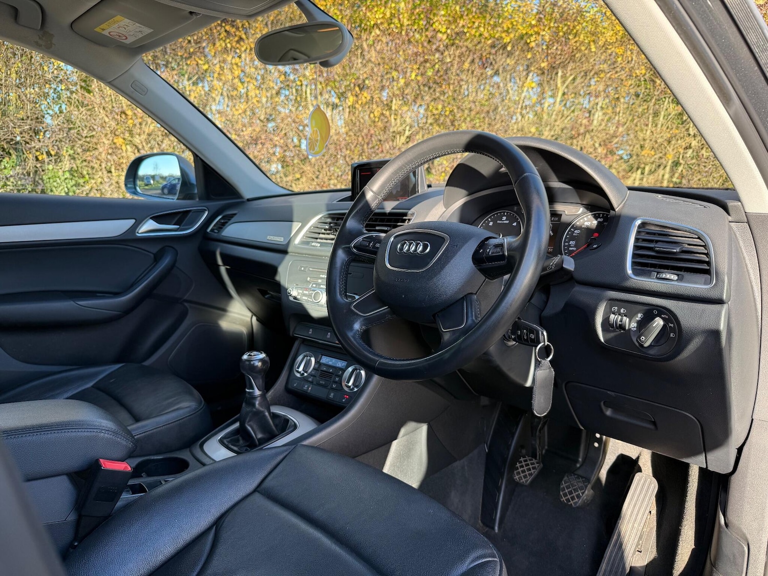 Used Audi Q3 2014 for sale - 77021174: Photo 15