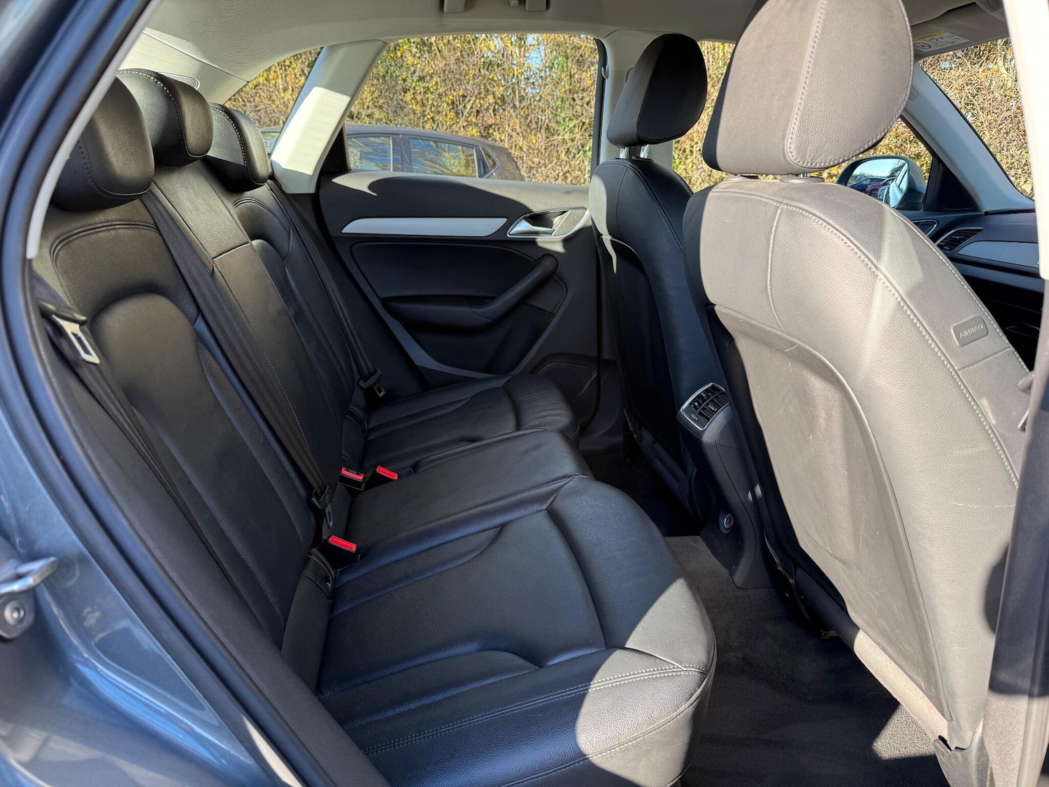 Used Audi Q3 2014 for sale - 77021174: Photo 24