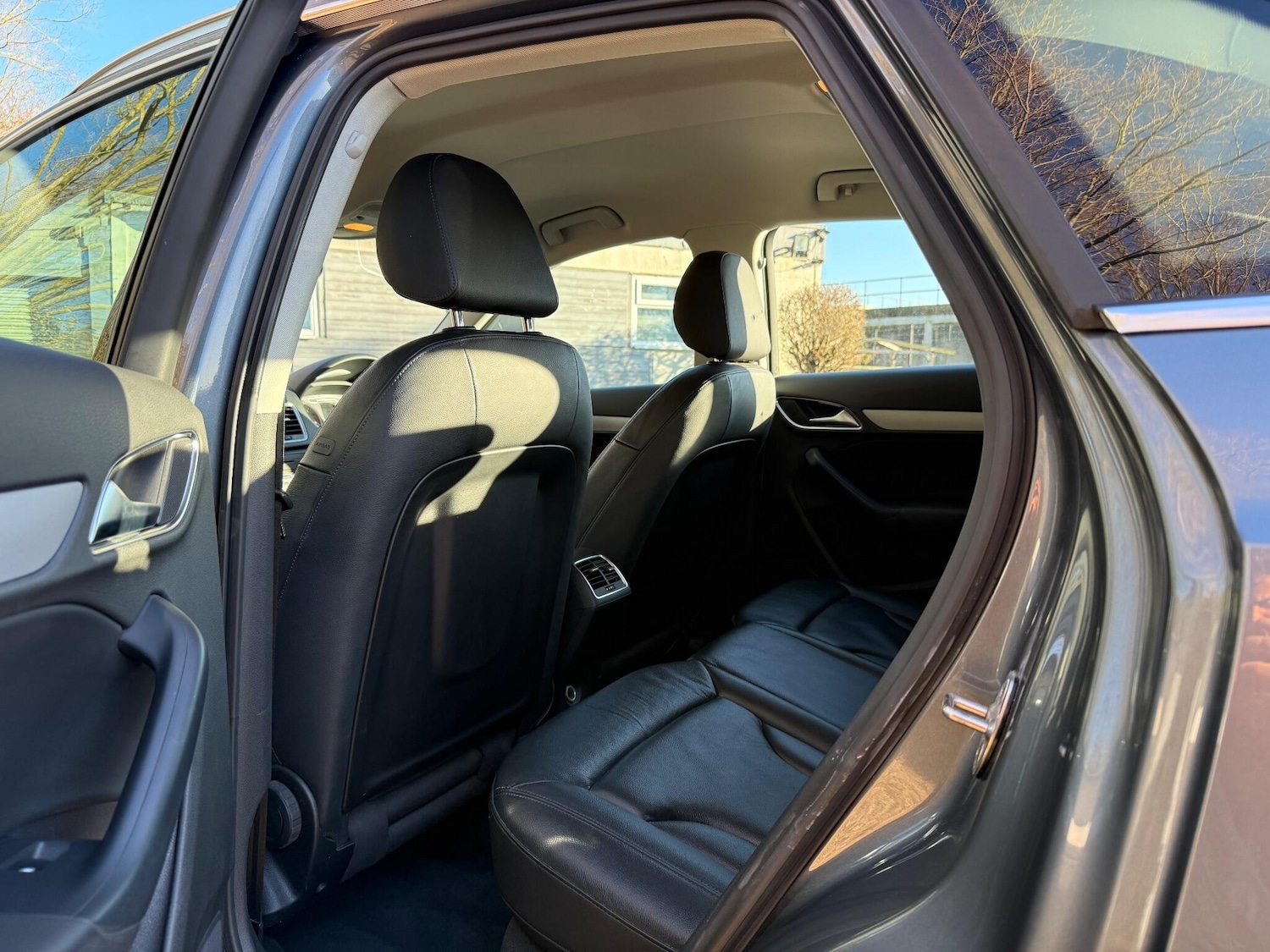 Used Audi Q3 2014 for sale - 77021174: Photo 25