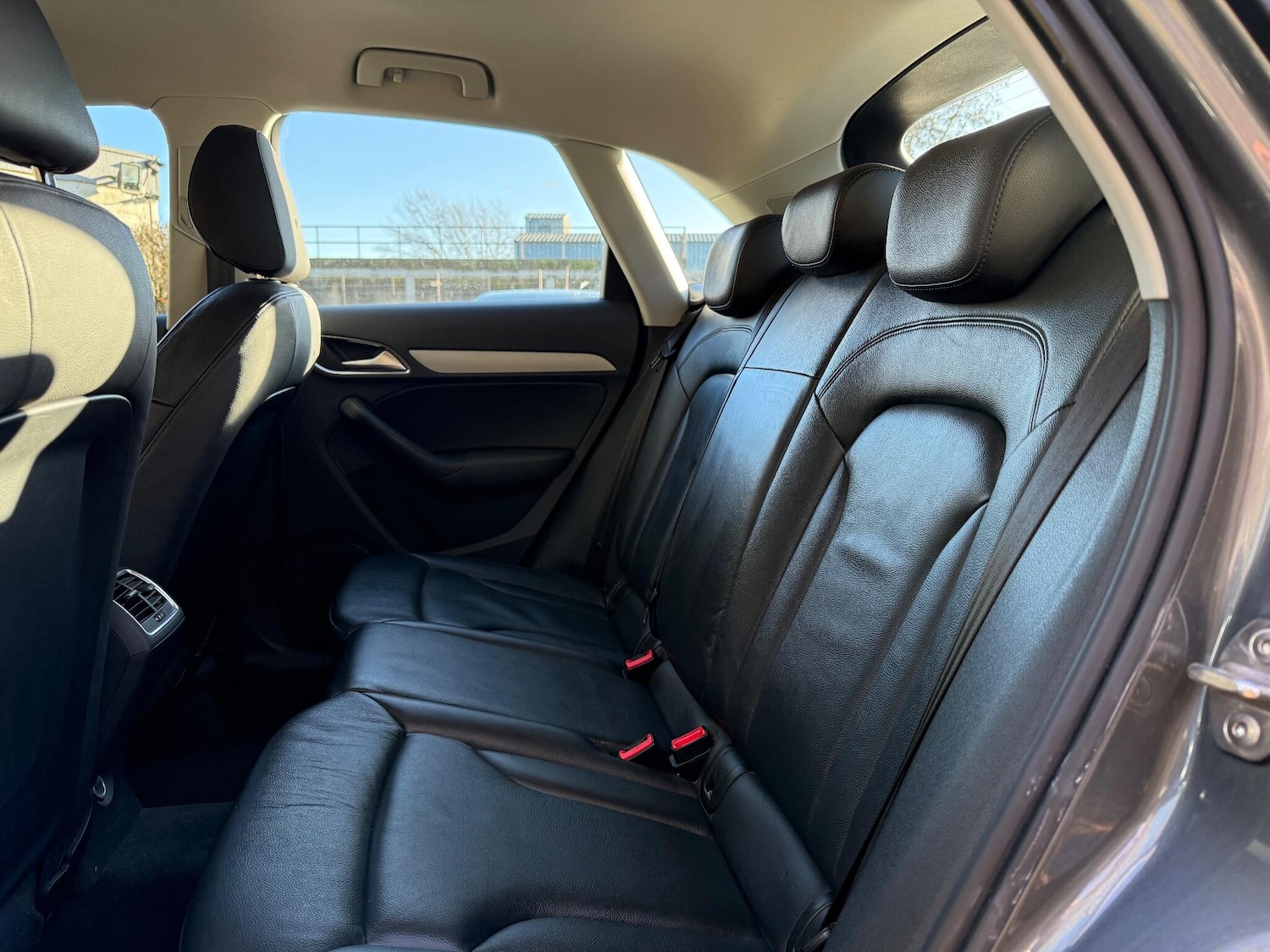 Used Audi Q3 2014 for sale - 77021174: Photo 27