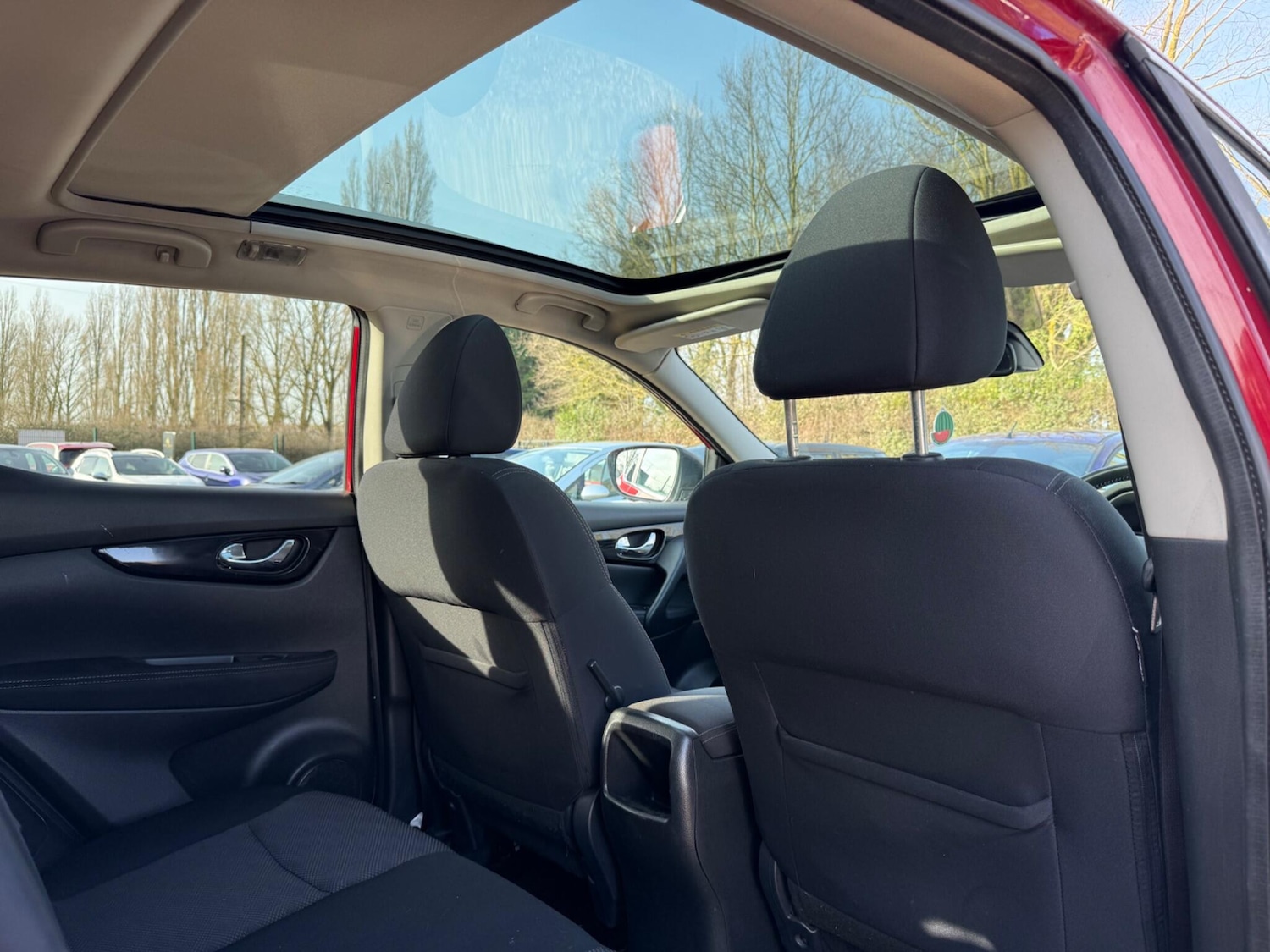 Used Nissan Qashqai for sale - 77671680: Photo 18