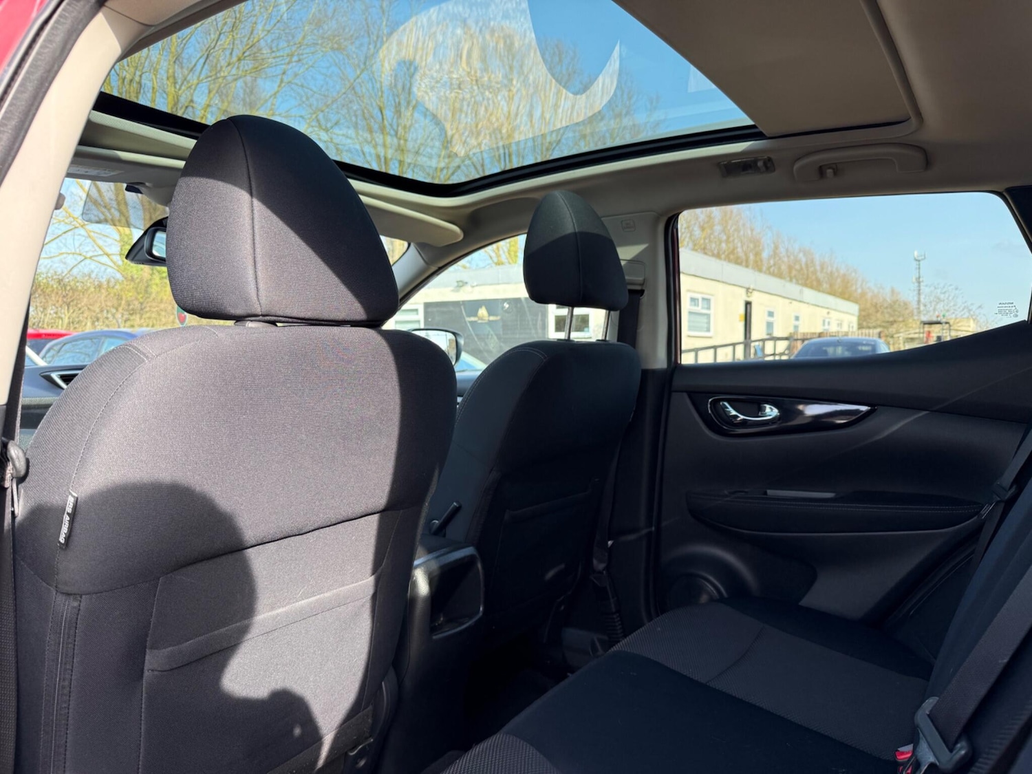 Used Nissan Qashqai for sale - 77671680: Photo 24