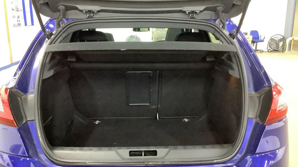 Used Peugeot 308 2018 for sale - 77794283: Photo 11